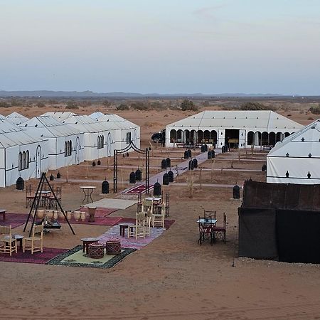 Najma Luxury Camp Hotel Мерцуга Екстериор снимка