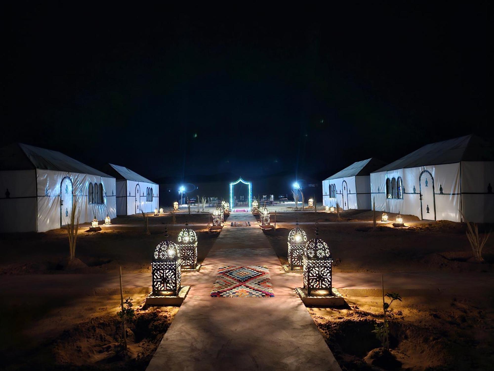 Najma Luxury Camp Hotel Мерцуга Екстериор снимка
