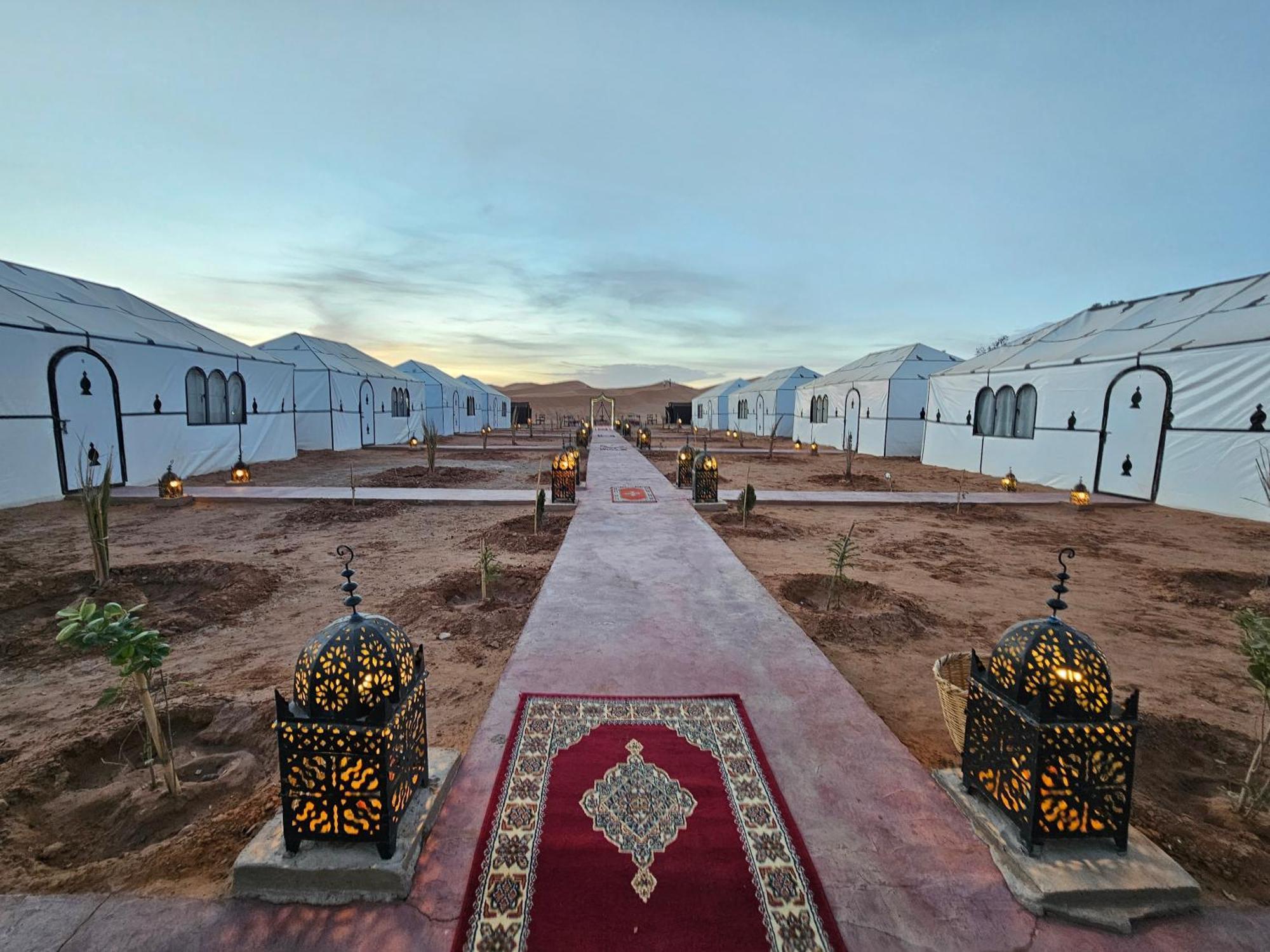 Najma Luxury Camp Hotel Мерцуга Екстериор снимка
