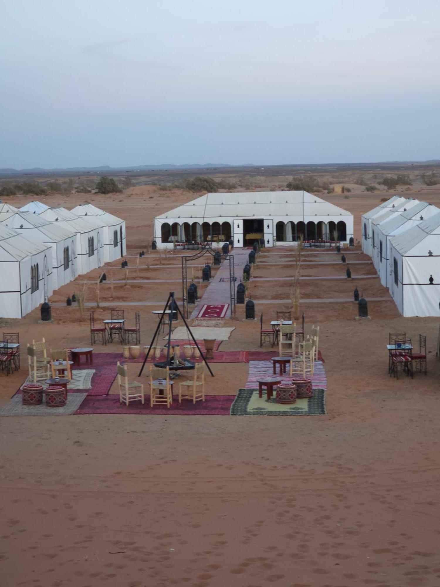 Najma Luxury Camp Hotel Мерцуга Екстериор снимка